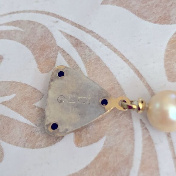 Vintage Liz Claiborne Knotted Faux Pearl Necklace w/ Gold Tone Hardware 16” - Picture 4 of 4